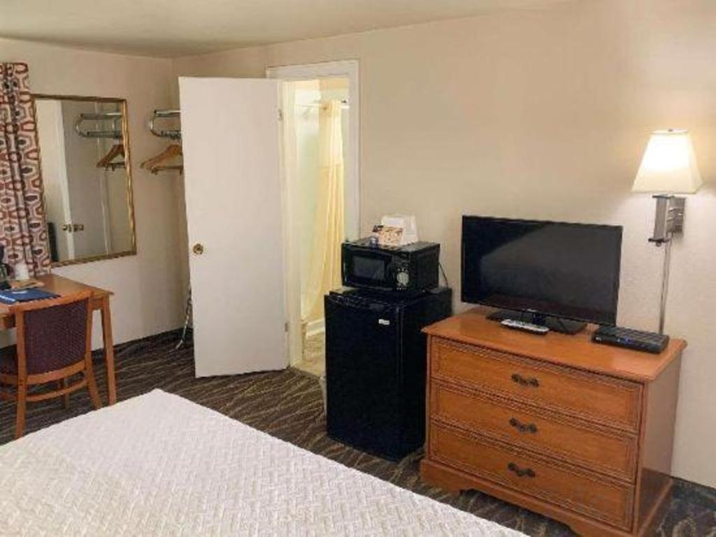 Rodeway Inn & Suites Sheridan Exterior photo